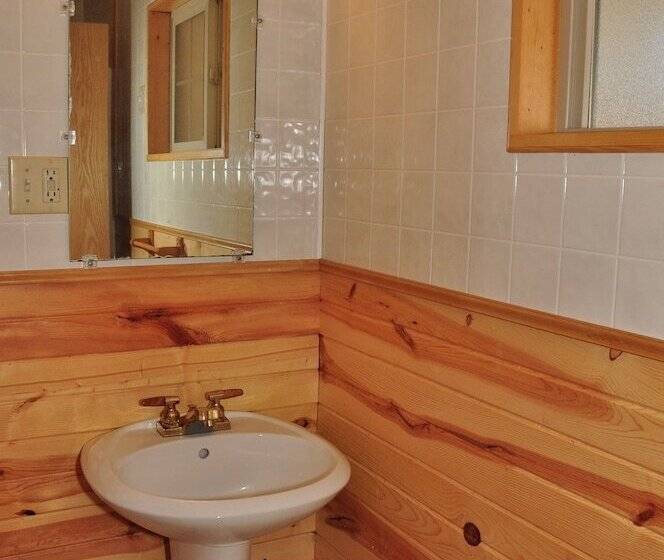 酒店 Yukon Trails Rv & Camping Resort