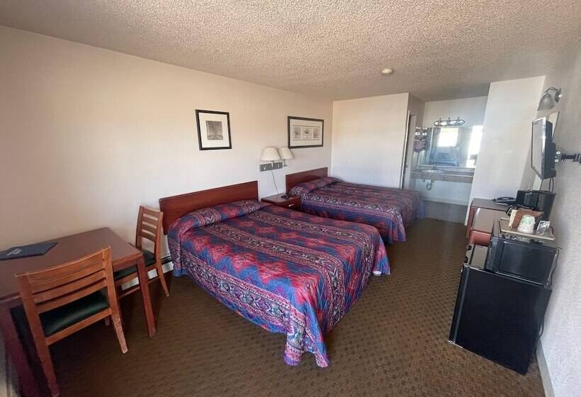 فندق على الطريق Riverside Inn