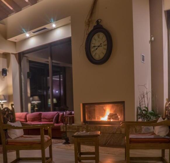 Orizontes Tzoumerkon Hotel Resort