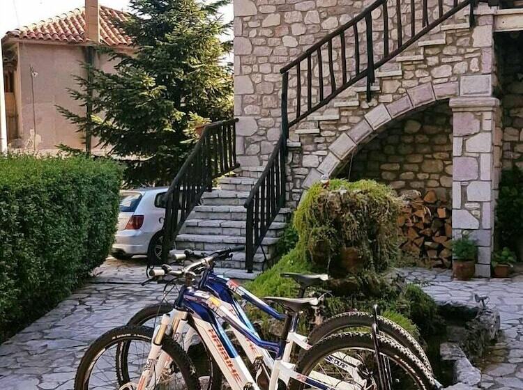 פנסיון En Dimitsani Guest House