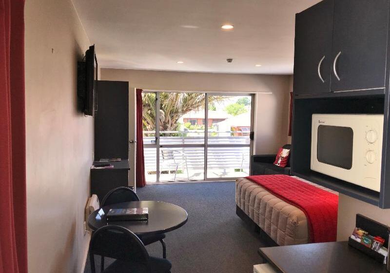 Phoenix Motels