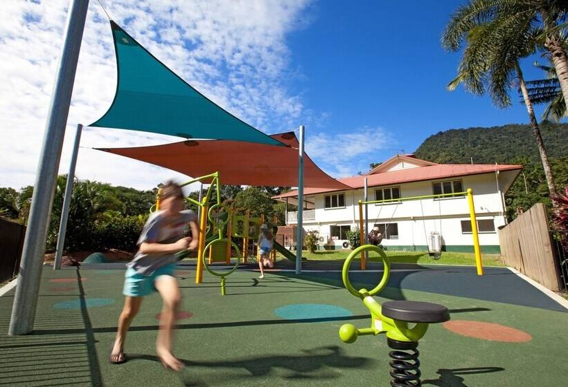 منتجع Cairns Crystal Cascades Holiday Park