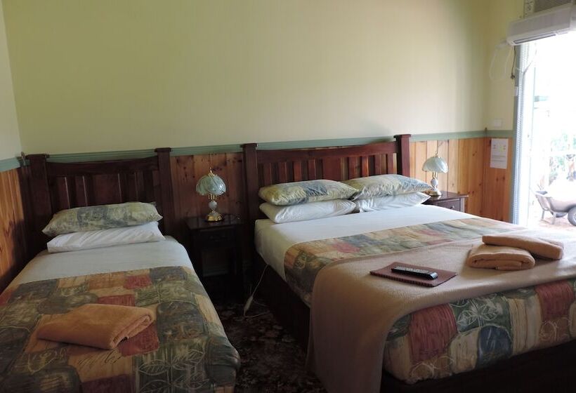 Snug As A Bug Motel