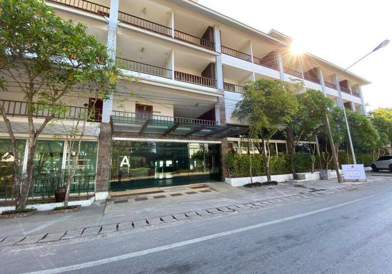 A Hotel Simply