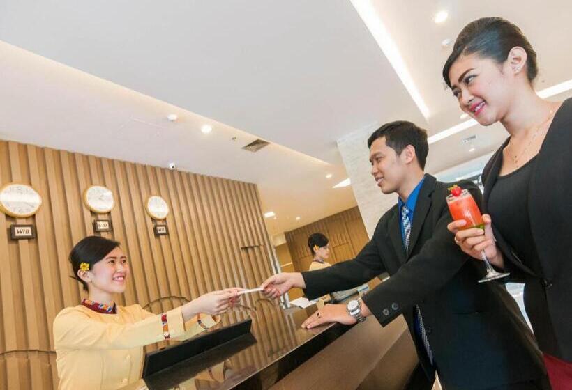 هتل Dalton Makassar