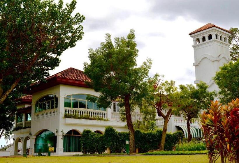 فندق Luisita Central Park