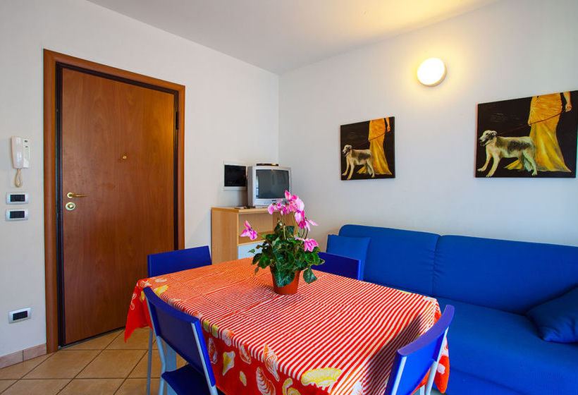 هتل Residence Leonardo
