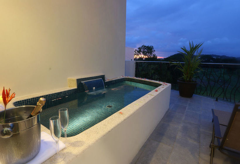 هتل Sky Penthouses 3br 3,5 Bth  6br 5,5bth At Oceano