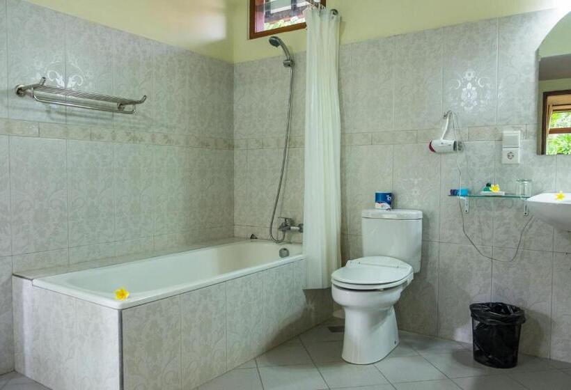 فندق Taman Surgawi Resort & Spa