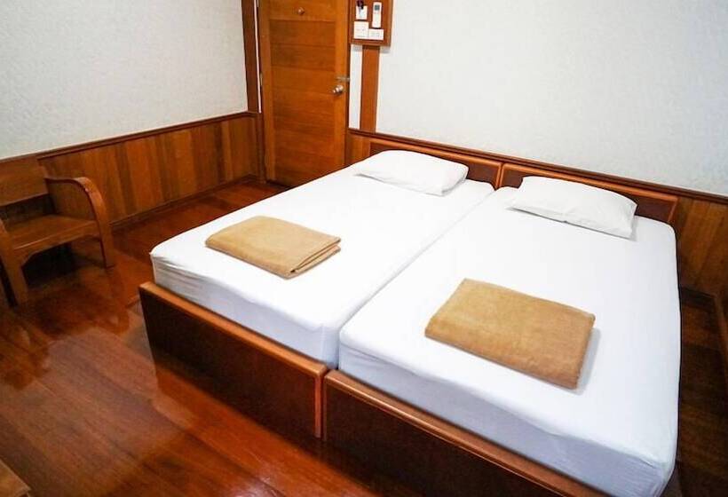 پانسیون Baan Siriporn Resort   โรงแรมบ้านศิริพร รีสอร์ท