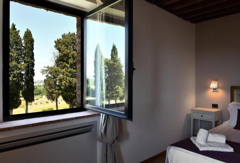 Porsenna Resort