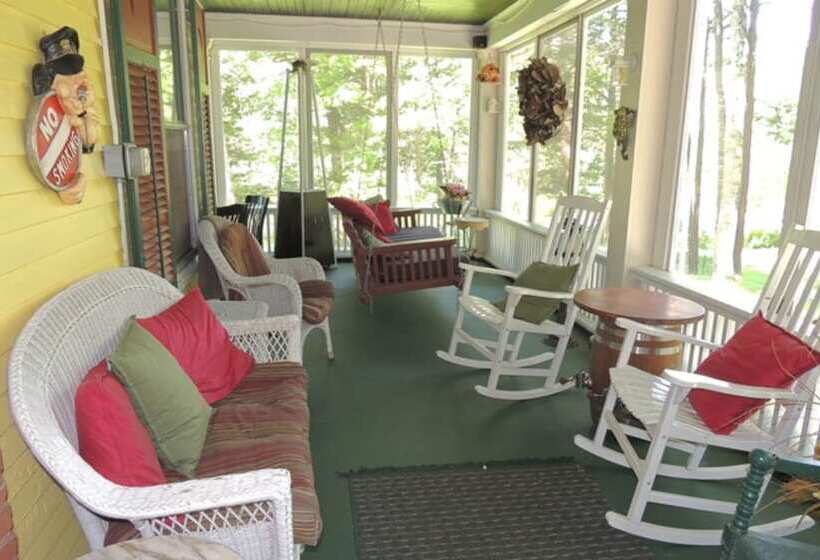 مبيت وإفطار Brookview Manor Inn