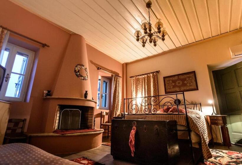 ベッドアンドブレックファースト Gerofotis Traditional Guesthouse Est 1892   Close To Aigio, Akoli, Selianitika