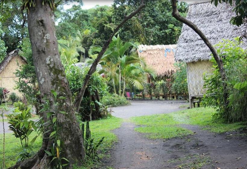 تختخواب و صبحانه Volcano Island Paradise