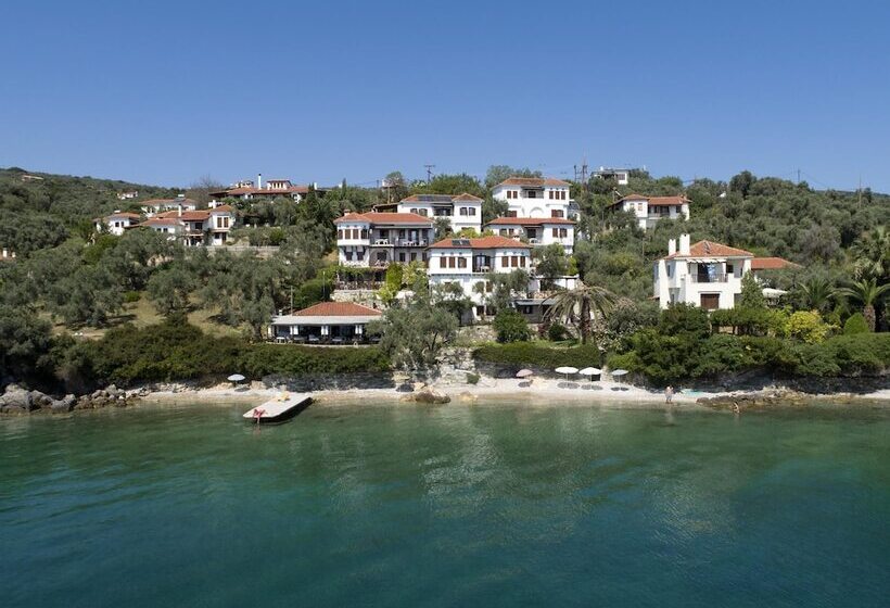 בית מלון כפרי Diplomats Holidays