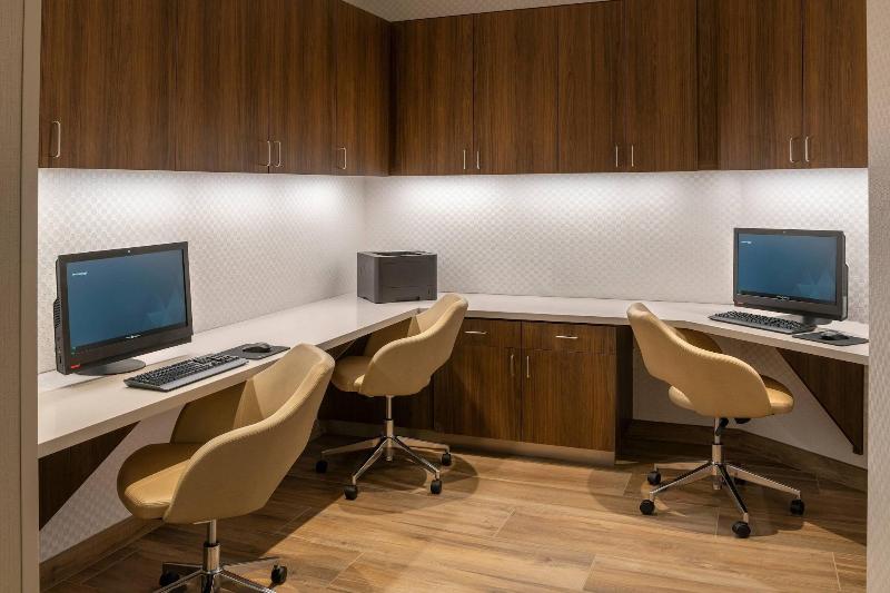فندق Springhill Suites By Marriott San Diego Carlsbad