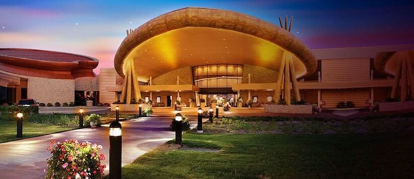 בית מלון כפרי Village Suites Bay Harbor