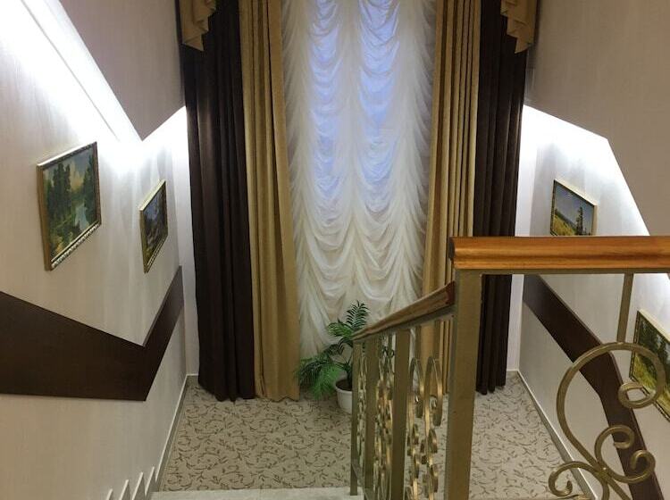 ペンション Guest House Sosnovaya Rosha