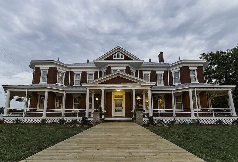민박 Grand Victorian Inn