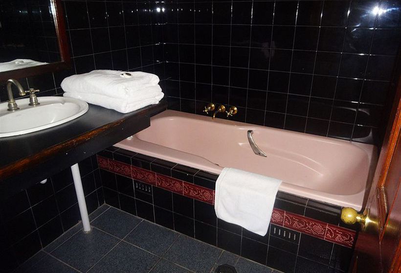 مُتل Casuarina Estate