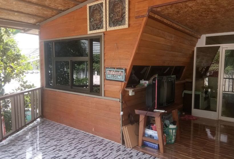 فندق Baan Suan Rimnam Resort