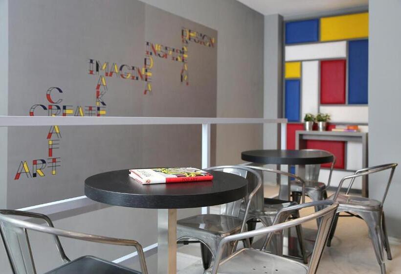 هتل Design Architectonika