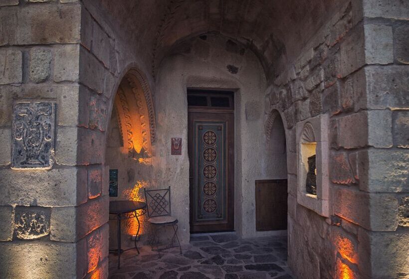هتل Elika Cave Suites & Spa