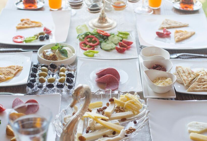 هتل Elika Cave Suites & Spa