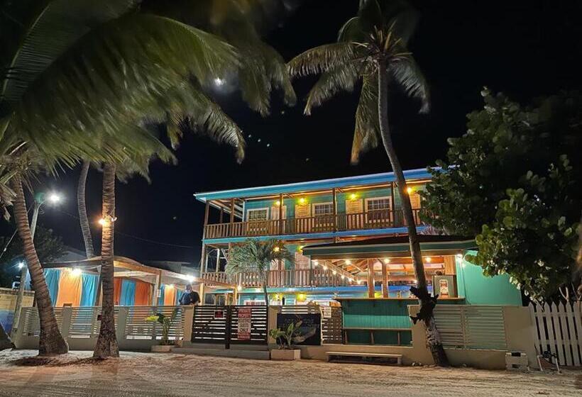 فندق Ocean Tide Beach Resort