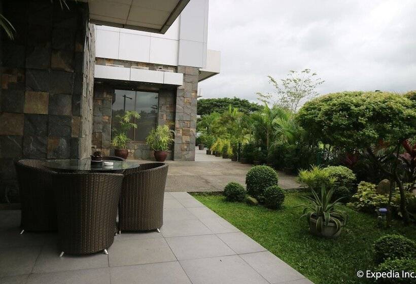 فندق Paseo Premiere