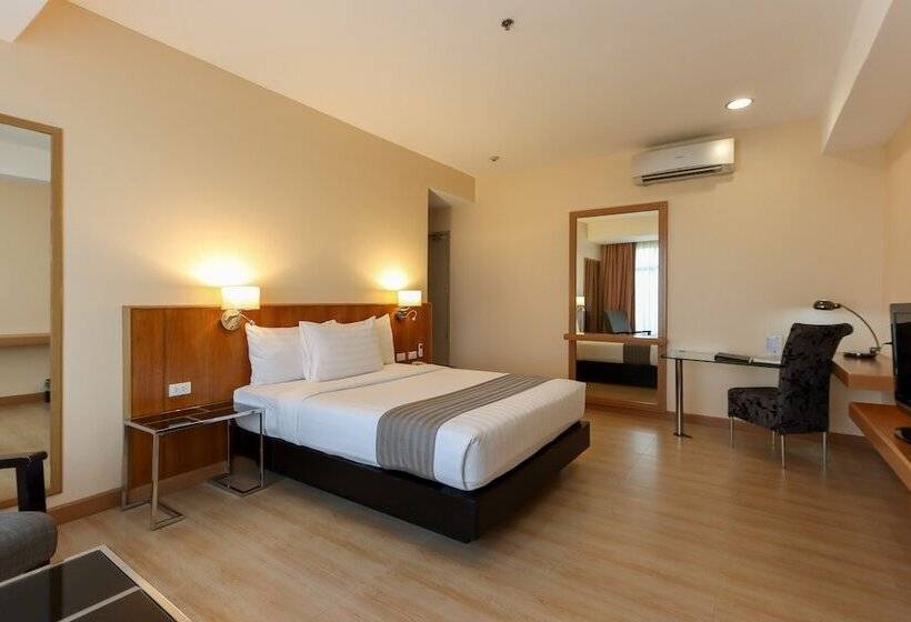 فندق Paseo Premiere