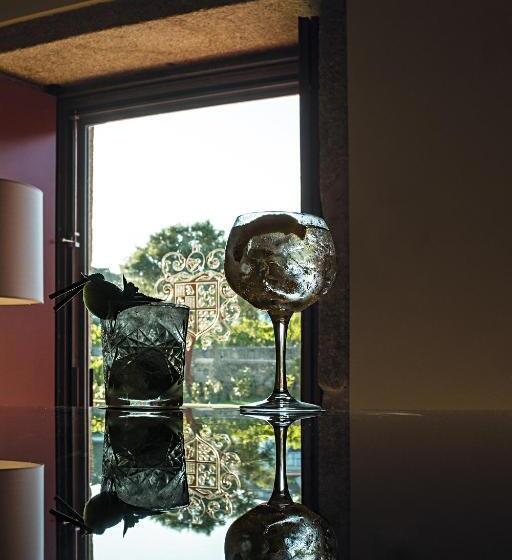 هتل Torre De Gomariz Wine & Spa