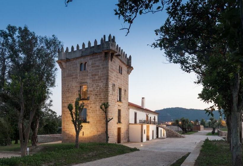 هتل Torre De Gomariz Wine & Spa