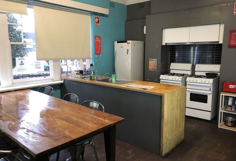 South Yarra Hostel