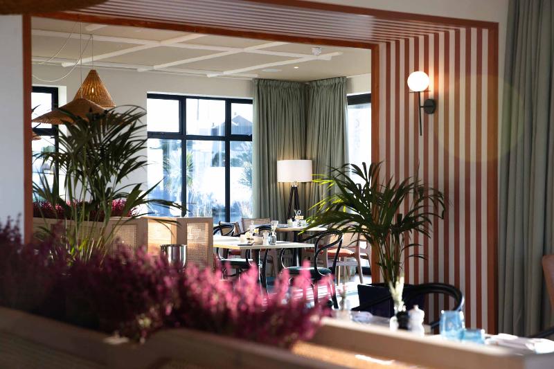 فندق The Relais Cooden Beach