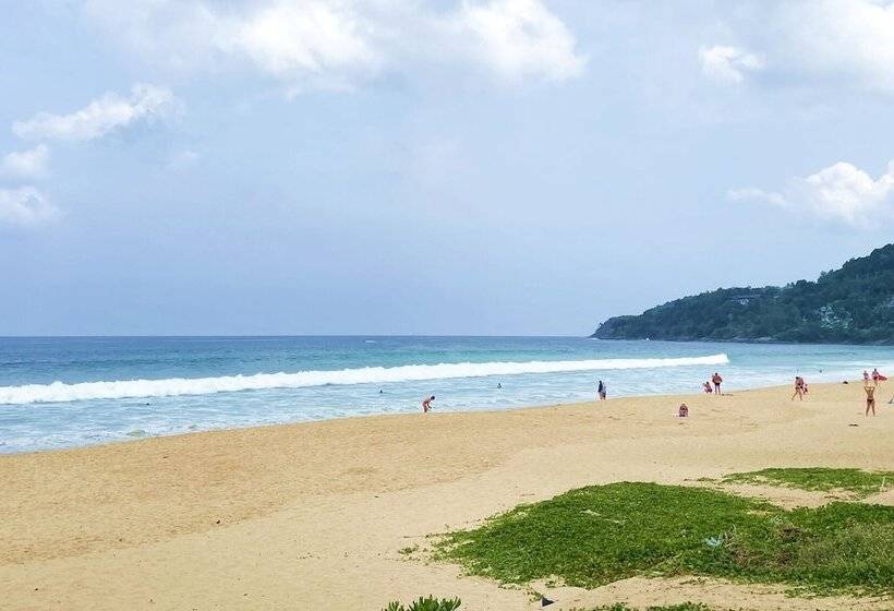 هتل Phuket Emerald Beach Resort