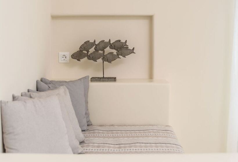 Antony Suites   Adults Only