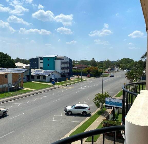 City Ville Apartments And Motel