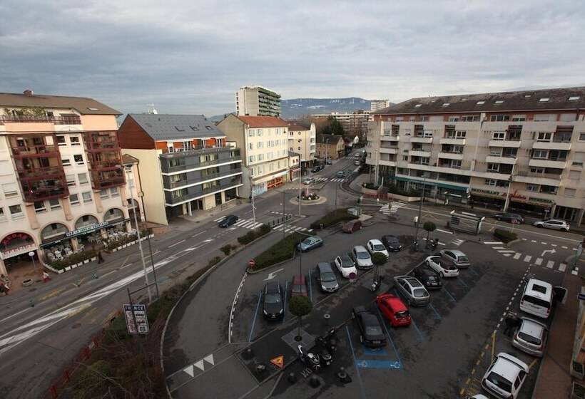 Geneva Residence