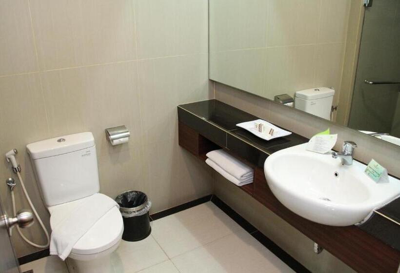 هتل Angkasa Garden