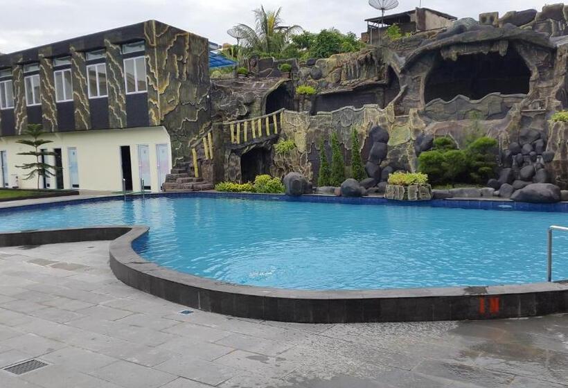 هتل Angkasa Garden