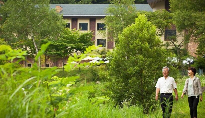 فندق Komagane Kogen Resort Linx