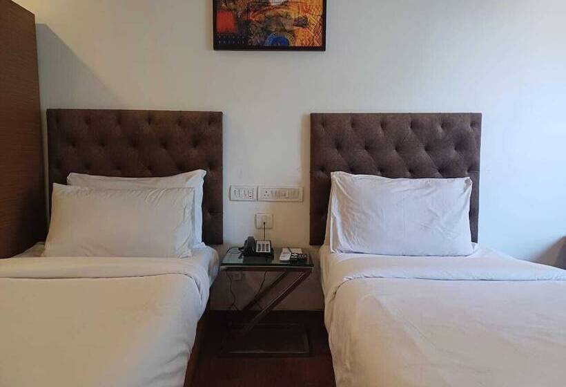 בית מלון כפרי Marina Inn Egmore Chennai