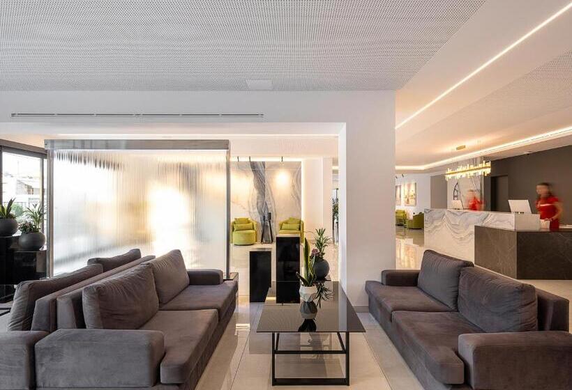 هتل Porto Platanias Village Resort
