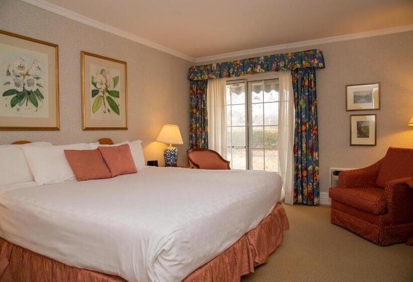 Briars Resort And Spa