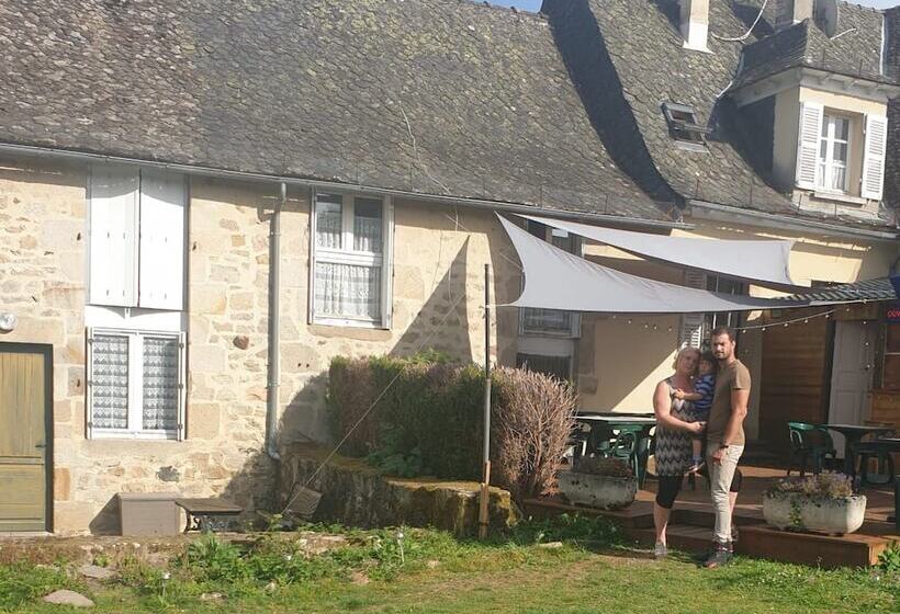 Отель Auberge St Julien Aux Bois