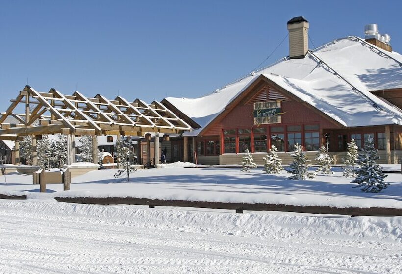 渡假胜地  Old Faithful Snow Lodge & Cabins   Inside The Park