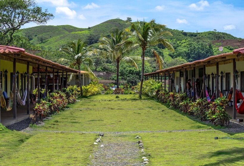 ユースホステル Beach Break Hotel & Surf Camp De Playa Venao
