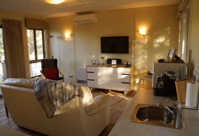 Gisborne Peak Winery Short Term Stays