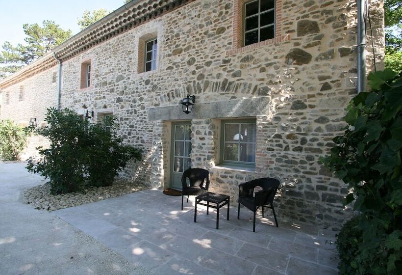 فندق Château Les Oliviers De Salettes